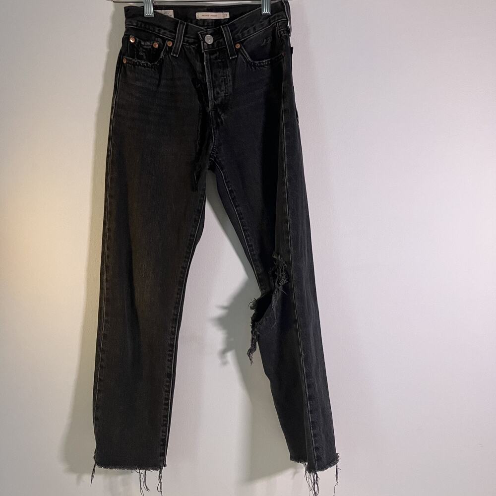Levis Wedgie Straight Jeans Womens 23 Black Distressed High‎ Rise Premium Denim